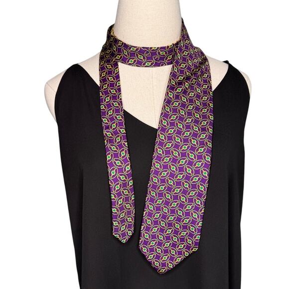 Brooks Brothers luxe chain buckle print 100% silk tie purple green gold 3.75” w - Picture 2 of 4